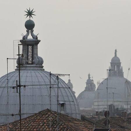 Nel Cuore Di Venezia Hotel Bagian luar foto